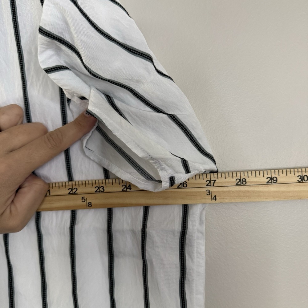 J.Jill Wearable White/Black Stripped Oversized Pullover Shirt Oversized Sz Small - Picture 7 of 9